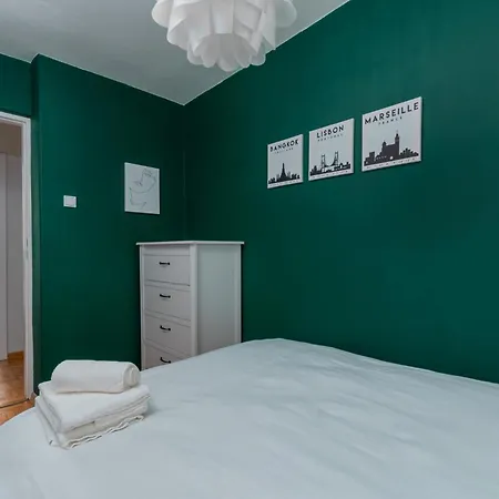 Gliniana 3-bedroom * Wrocław