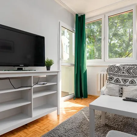 Gliniana 3-bedroom Apartman Wrocław